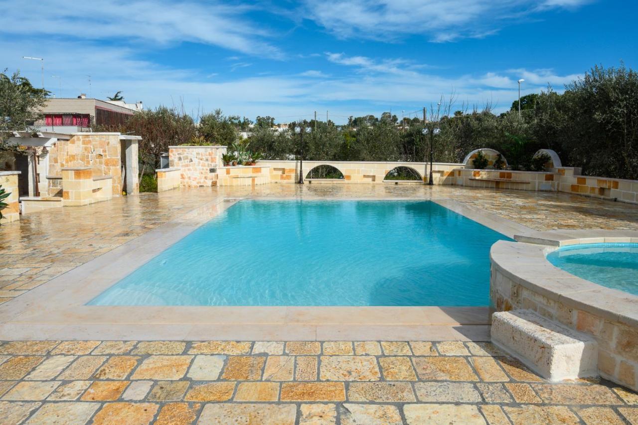 Appartamento Ortensia In Villa Mariella オストゥーニ エクステリア 写真
